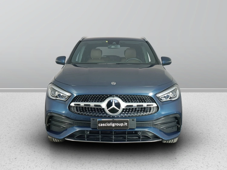 2 - Mercedes-Benz GLA Mercedes 250 e phev (eq-power) Sport Plus auto