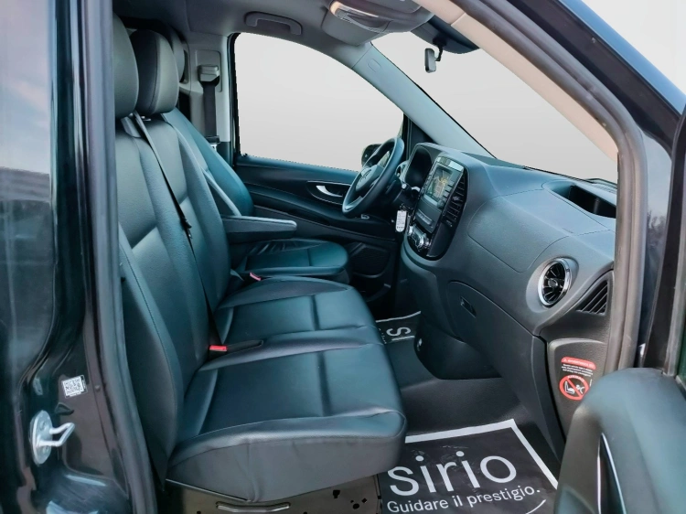 9 - Mercedes Vans Vito 116 cdi long tourer pro auto my20