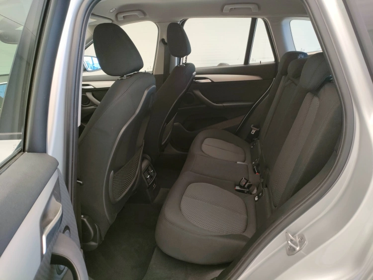 11 - BMW X1 X1 xdrive18d Advantage auto