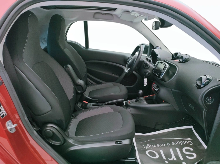 9 - smart fortwo Fortwo eq Passion 22kW