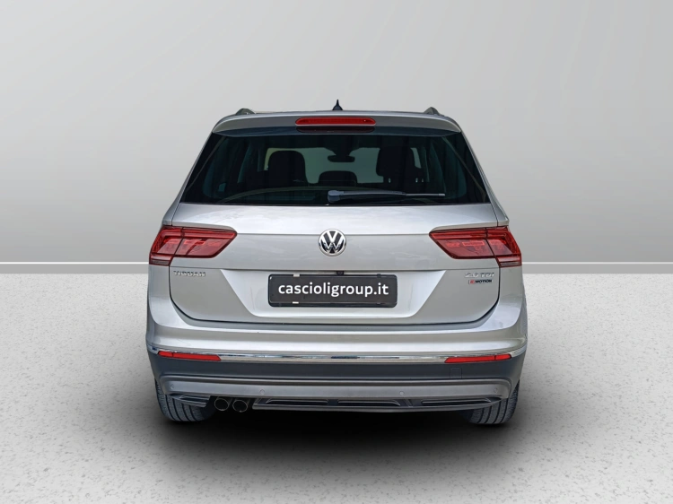 5 - Volkswagen Tiguan Tiguan 2.0 tdi Executive 4motion 150cv
