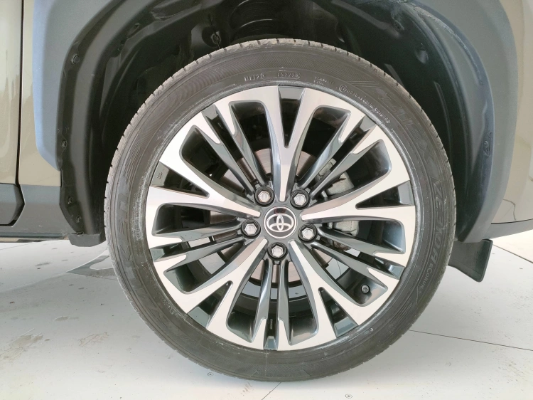 8 - Toyota Yaris Cross Yaris Cross 1.5h Lounge fwd 116cv e-cvt