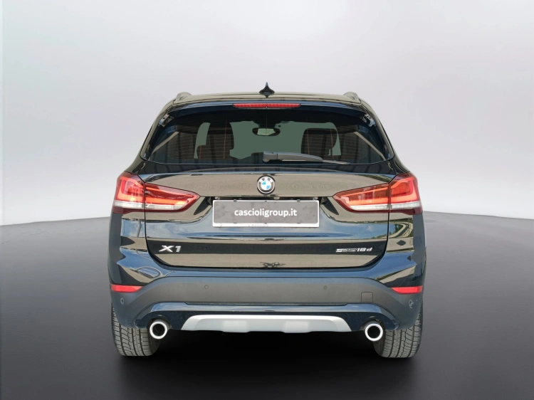 4 - BMW X1 X1 sdrive18d xLine Plus auto
