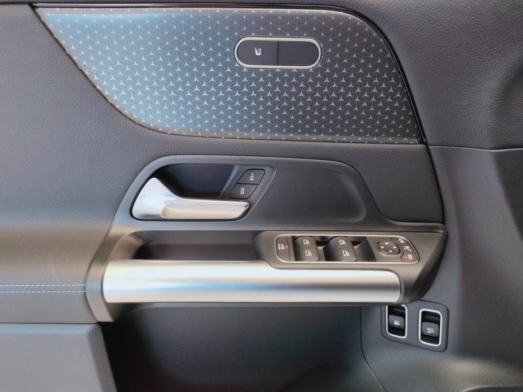 17 - Mercedes-Benz Classe B 250 e phev Progressive Advanced auto