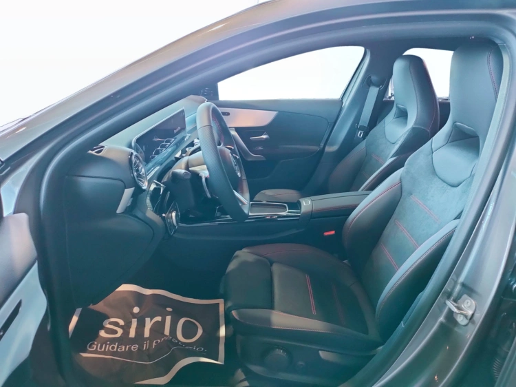 10 - Mercedes-Benz Classe A 180 d Automatic