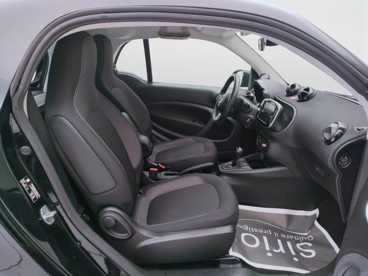 9 - smart fortwo Fortwo eq Passion 4,6kW
