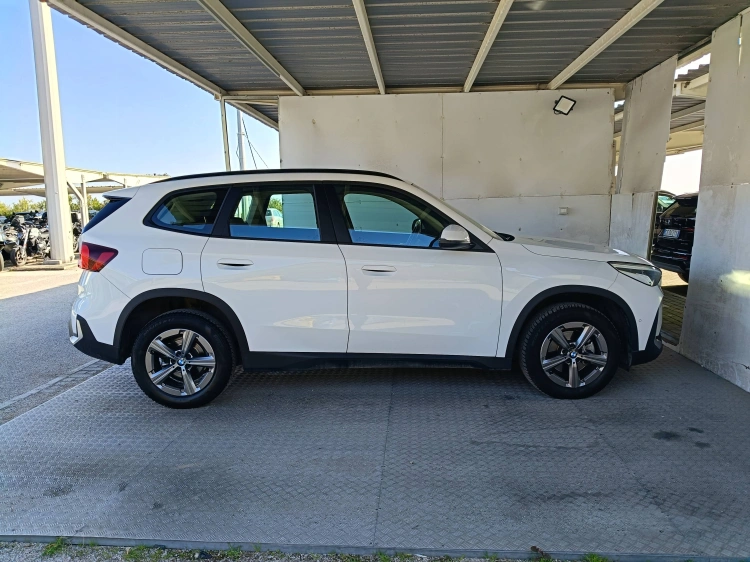 3 - BMW X1 X1 sdrive18d X-Line auto