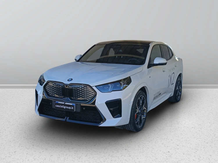 1 - BMW X2 iX2 xDrive30