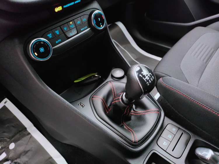 11 - Ford Fiesta Fiesta 5p 1.0 ecoboost h ST-Line 125cv