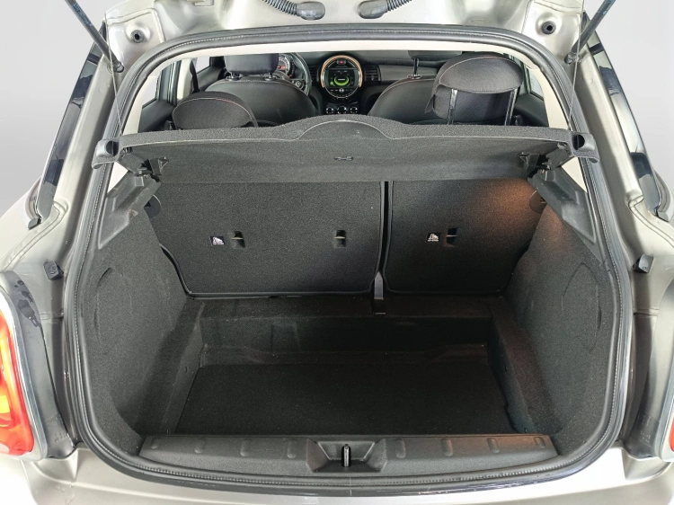 16 - MINI Cooper Mini 1.5 One D 5p