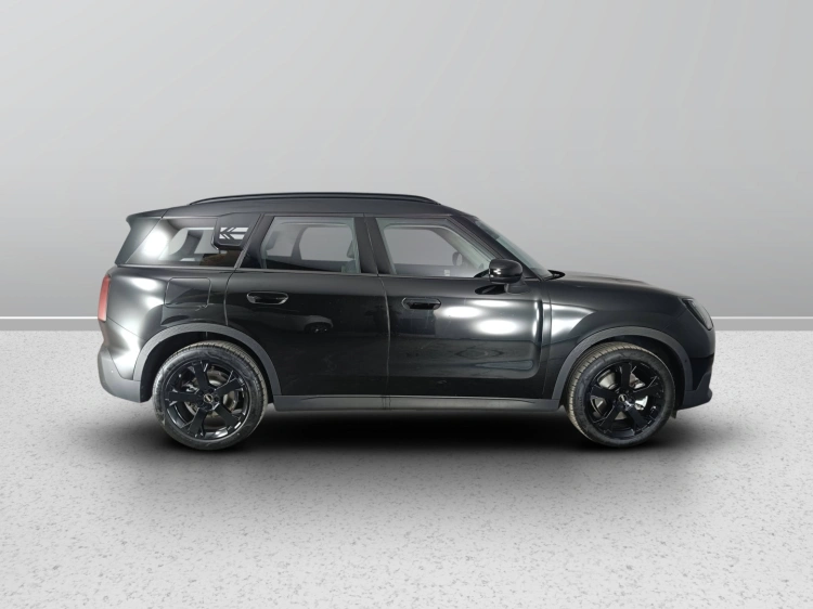 3 - MINI Countryman Mini Countryman 1.5 48V C Classic auto