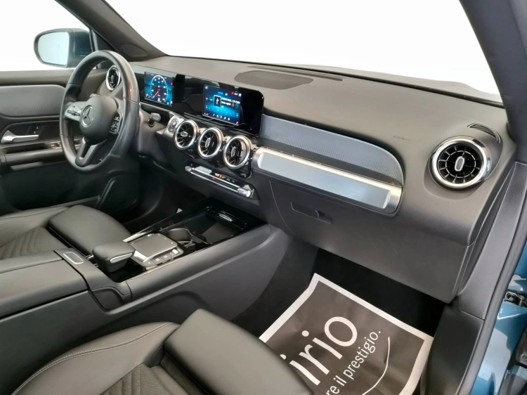 10 - Mercedes-Benz GLB 200 d Sport auto 7p.ti