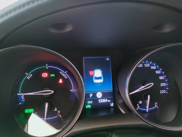 18 - Toyota C-HR C-HR 1.8h Trend e-cvt