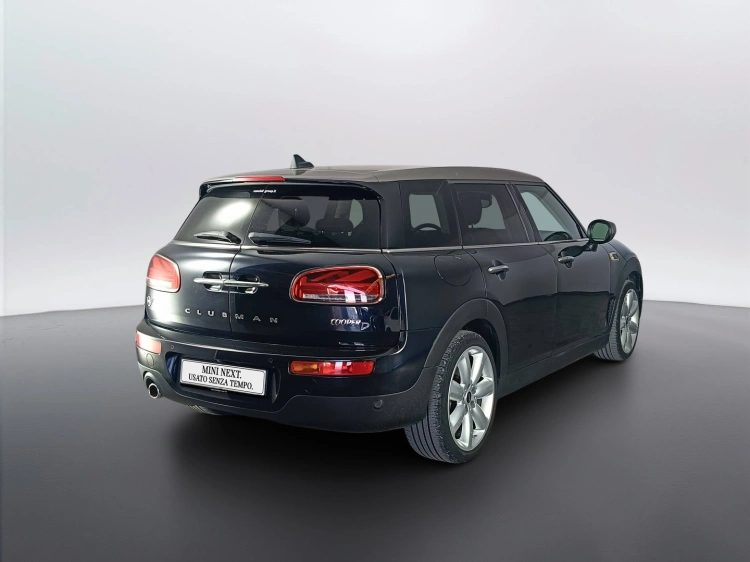 4 - MINI Cooper Mini Clubman 2.0 Cooper D Essential auto