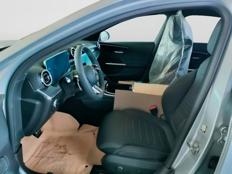 9 - Mercedes-Benz Classe C 200 d  Mild hybrid