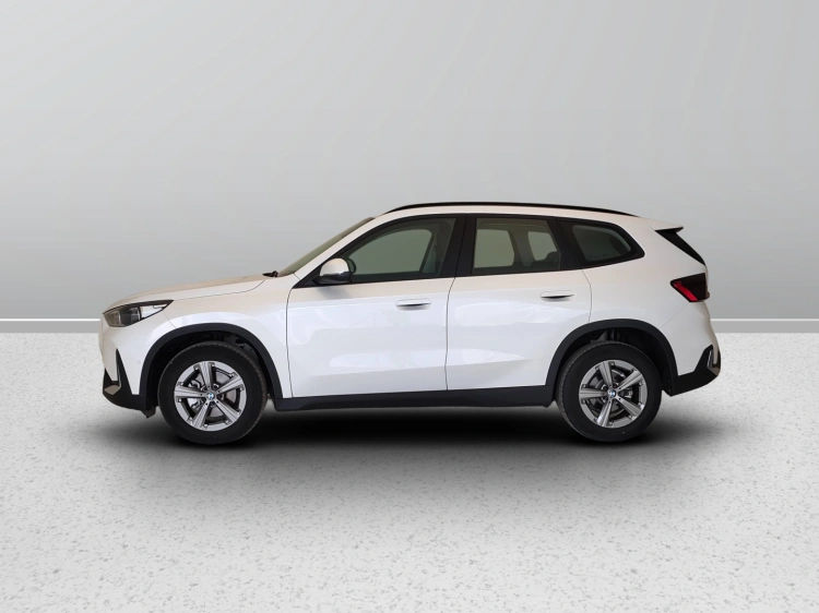 3 - BMW X1 X1 sdrive18d auto