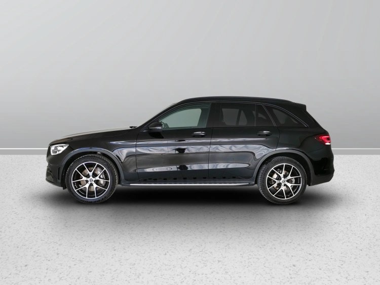 3 - Mercedes-Benz GLC 220 d Premium 4matic auto