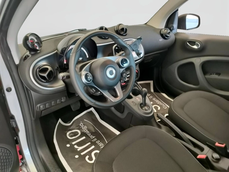 11 - smart fortwo Fortwo 1.0 Passion 71cv twinamic