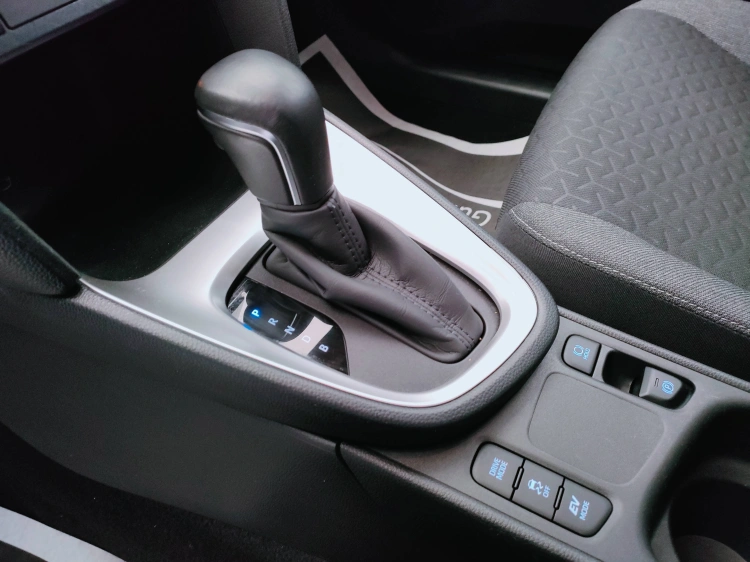 18 - Toyota Yaris Cross Yaris Cross 1.5h Trend fwd 116cv e-cvt