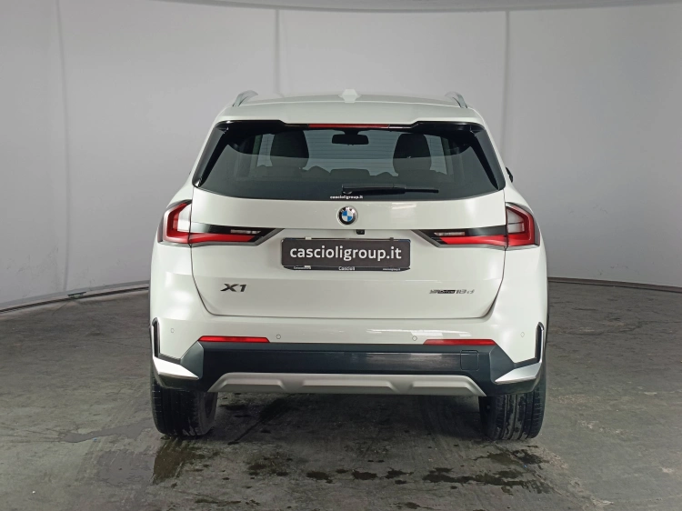 5 - BMW X1 X1 sdrive18d X-Line auto