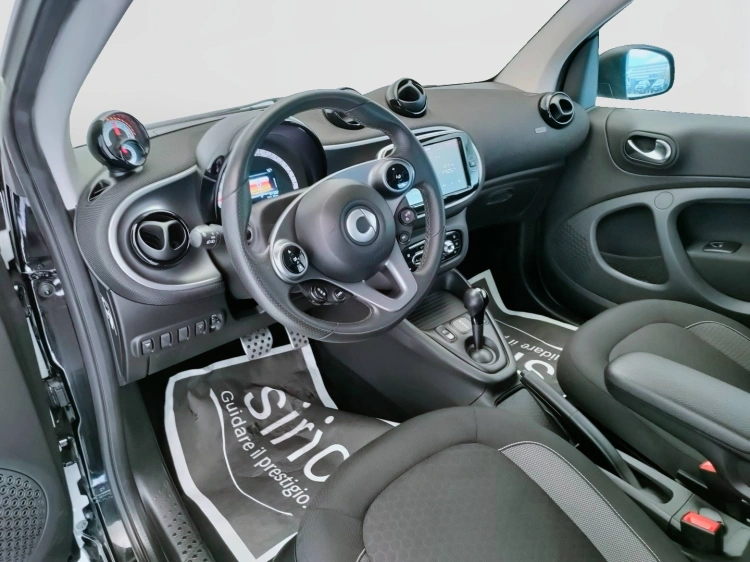 11 - smart fortwo Fortwo Cabrio eq Pulse 22kW
