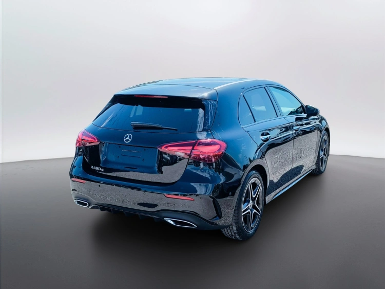 6 - Mercedes-Benz Classe A 180 d Automatic
