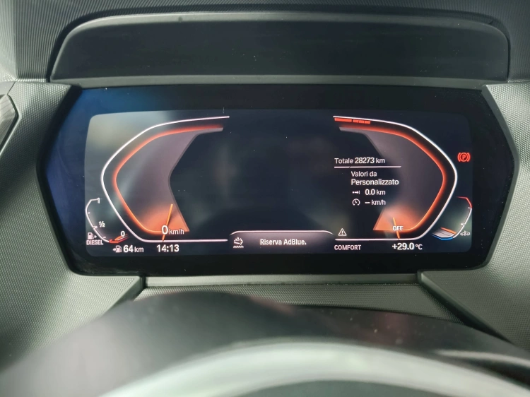 13 - BMW Serie 1 118d Msport auto