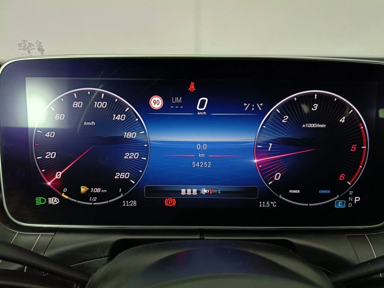 13 - Mercedes-Benz Classe C 220 d mhev AMG Line Premium Plus 4matic 197cv auto