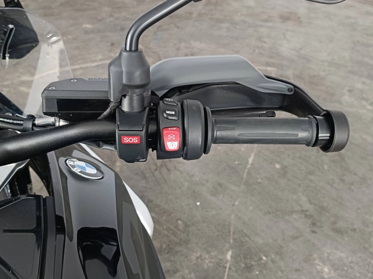 8 - BMW Motorrad GS R 1300 GS Triple Black my24
