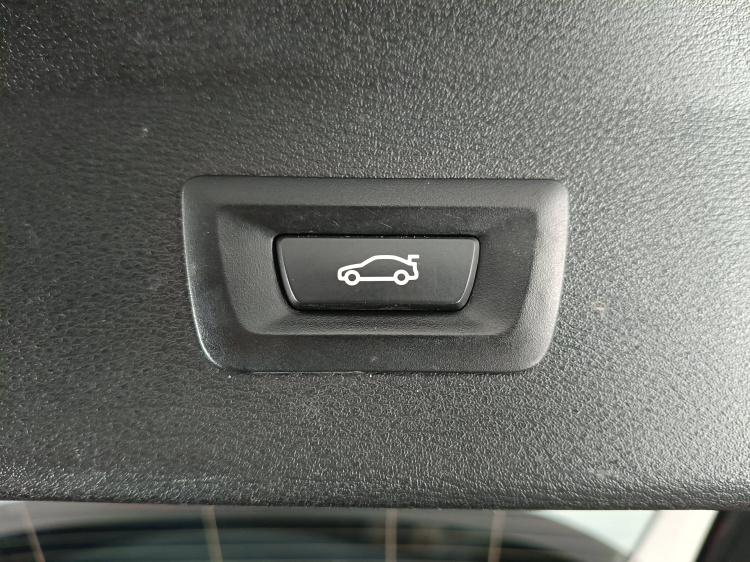 15 - BMW X1 X1 sdrive18d xLine auto