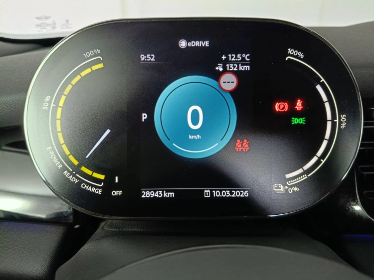 12 - MINI Cooper Mini 3p Cooper SE Classic auto