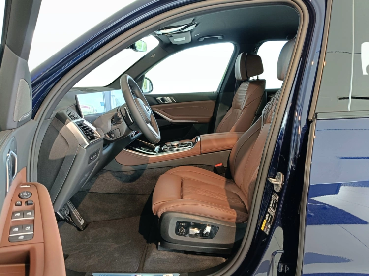 6 - BMW X5 BMW X5 xDrive50e
