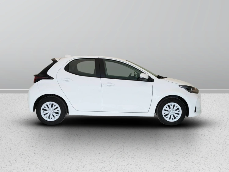 5 - Toyota Yaris Yaris 1.0 Active