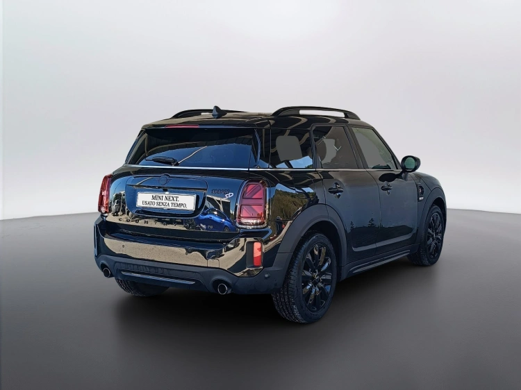 5 - MINI Countryman Mini Countryman 2.0 Cooper SD Essential auto