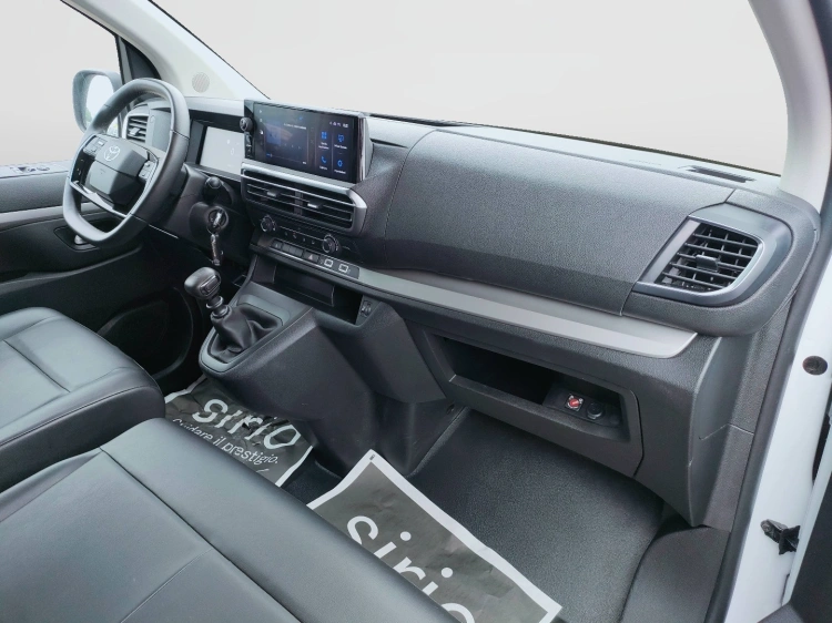 11 - Toyota Professional Proace Verso 2024 Proace Verso 2.0d 144cv S&S L2 Lounge D 9p.ti