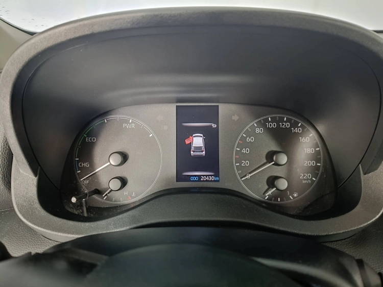 12 - Toyota Yaris TOYOTA Yaris 1.5 Hybrid 5 porte Active