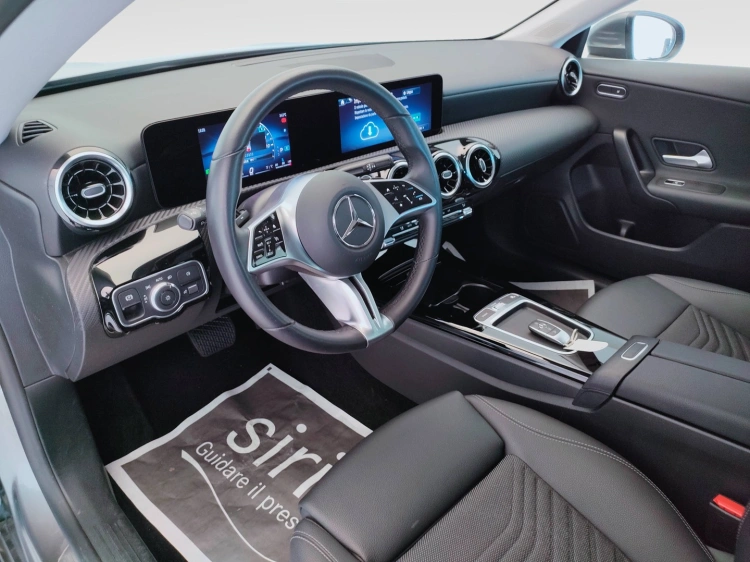 18 - Mercedes-Benz CLA Shooting Brake 180 d Advanced auto