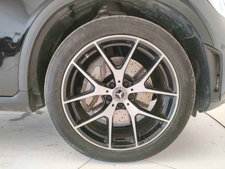 8 - Mercedes-Benz GLC Coupe 220 d Premium Plus 4matic auto