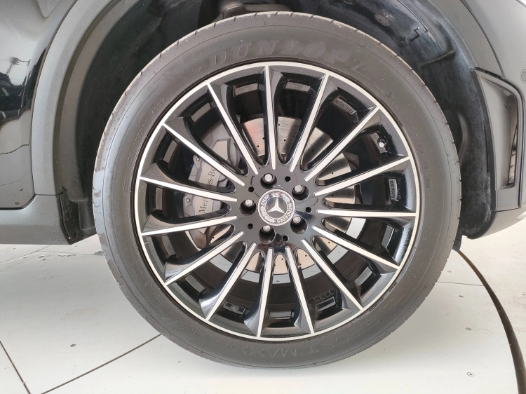 8 - Mercedes-Benz GLC Coupe 220 d Premium 4matic auto
