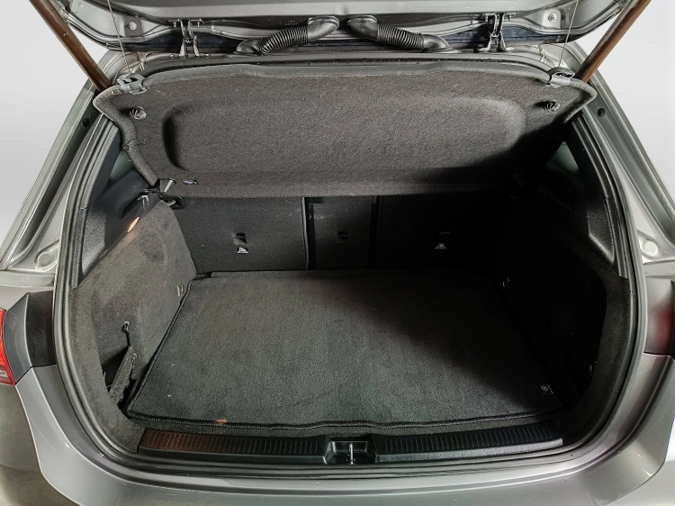 14 - Mercedes-Benz Classe B 180 d Premium auto