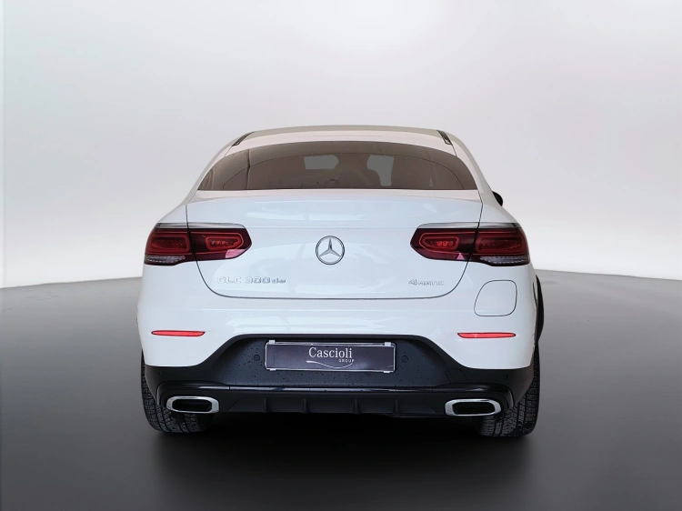 4 - Mercedes-Benz GLC Coupe 300 de phev (eq-power) Premium Plus 4matic auto