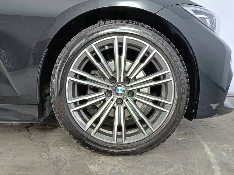 7 - BMW Serie 3 320d Touring mhev 48V xdrive Msport auto