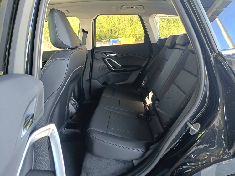 9 - BMW iX1 BMW iX1 eDrive20