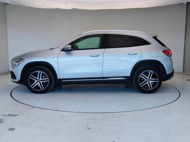 7 - Mercedes-Benz GLA 200 d Sport Plus auto