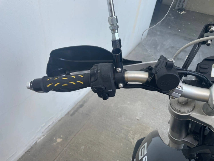 5 - BMW Motorrad X G 650 Xcountry Abs