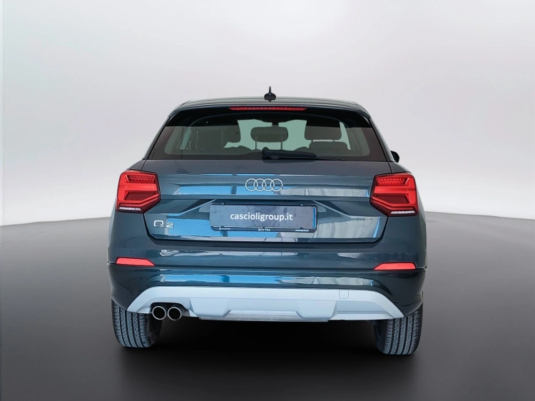6 - Audi Q2 Q2 35 1.5 tfsi Admired s-tronic
