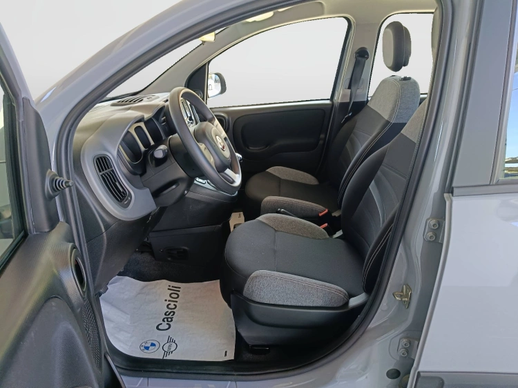 8 - Fiat Panda Panda 1.0 firefly hybrid City Life s&s 70cv