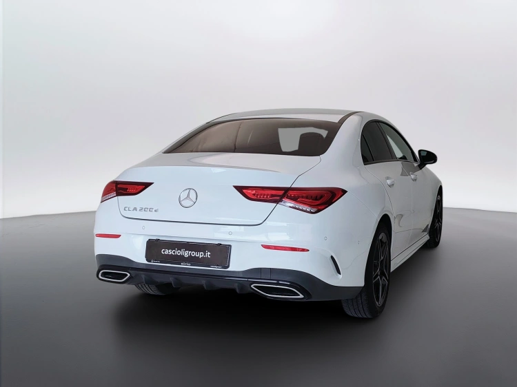 5 - Mercedes-Benz CLA Coupe 200 d Premium auto