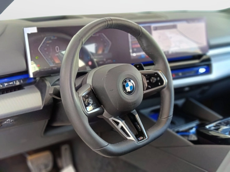 16 - BMW Serie 5 520d Touring 48V xdrive MSport Pro auto