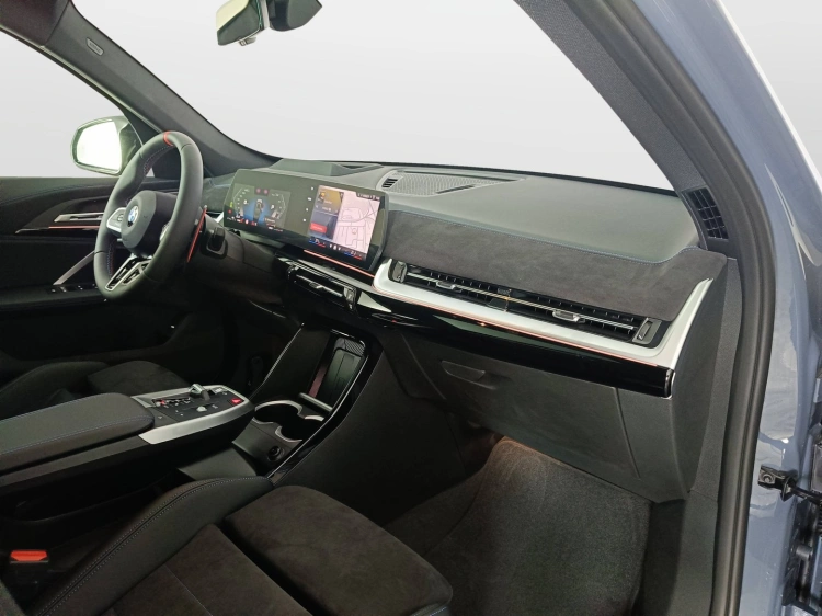 10 - BMW X1 M BMW X1 M35i xDrive